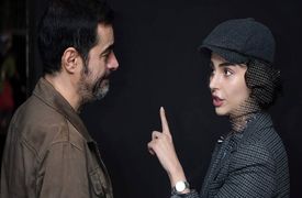 رونمایی لاله مرزبان، پارتنر شهاب حسینی از استایل جذابش خارج از  سریال  آبان/ از لباس اروپایی  کنار برج ایفل تا سوارکاری !