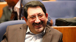پشت محمد اتابک، وزیر صمت به کجا گرم است؟