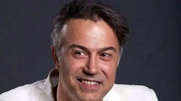 رونمایی از همسر زیبا و جوان دانیال حکیمی / چه ست زیبایی باهم پوشیدن مثل زوج های 20 ساله !