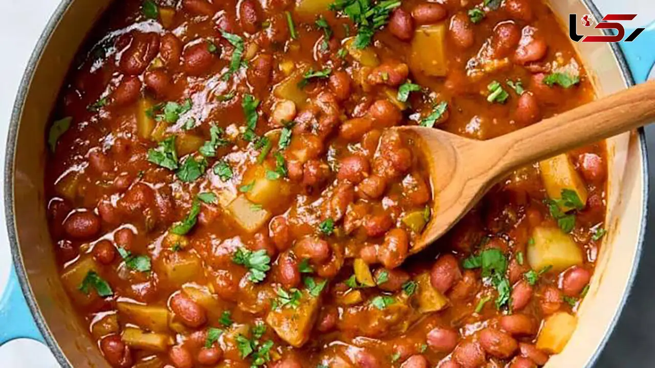 طرز تهیه خوراک لوبیا چیتی با سیب‌ زمینی؛ یک شام خانگی دلچسب