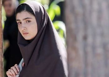تصاویر جذاب زهرا مددی در نقش شکوفه سریال وحشی خارج از سریال / خانم بازیگر 24 ساله شاداب و ترندی ظاهر شد!