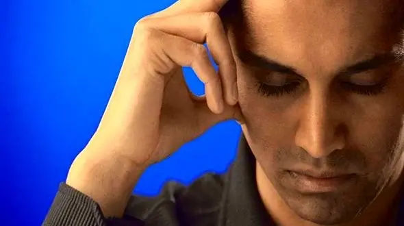 سردرد در روزهای اول روزه داری نشانه چیست؟ 