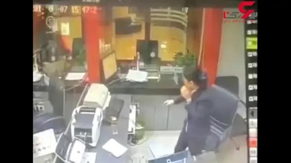 یک گربه ولگرد بانک را بهم ریخت! / مسیر ورود دزدها لو رفت !+ فیلم