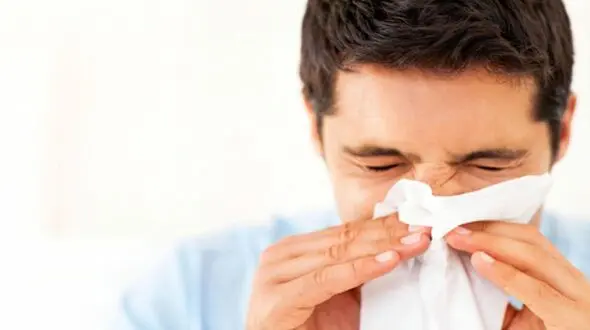 خلاصی از آبریزش بینی فصلی