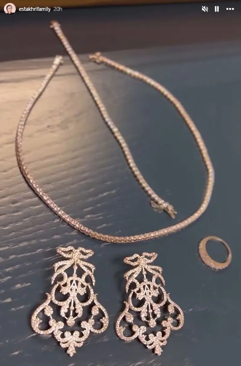 شاهرخ استخری