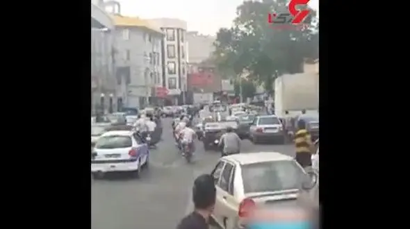 فرار دیوانه‌وار راننده خودرو اپتیما از دست پلیس تهران / در جنوب تهران رخ داد + فیلم