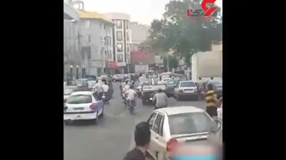 فرار دیوانه‌وار راننده خودرو اپتیما از دست پلیس تهران / در جنوب تهران رخ داد + فیلم