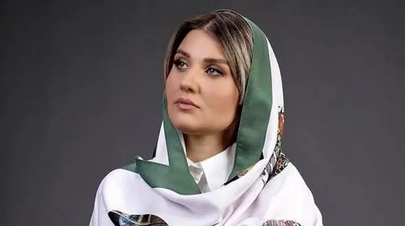 نگاهی به تصاویر دوران کودکی گلوریا هاردی، خوش اخلاق جوکر بانوان در فرانسه/ چقدر شیطون و بامزه بوده