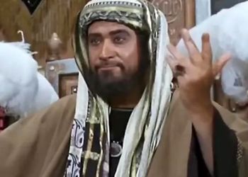 عکس/ سفر به تاریخ؛ چهرۀ «بن مطیع» (سریال مختارنامه) در 38 سالگی در یک فیلم اکشن/ سال 1374