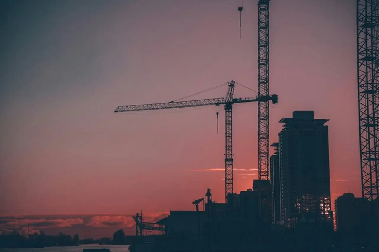 بانک‌ها در رقابت با مردم؛ بازیگران اصلی بازار مسکن