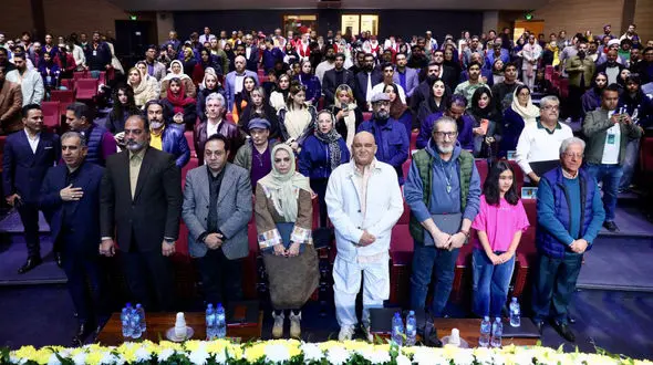 گزارش افتتاحیه ششمین جشنواره بین‌المللی «ستاره‌های صحنه»