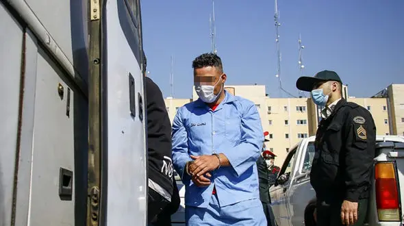 شرور عربده کش تهرانی غیرتی شد / او به خاطر تنها خواهرش شمشیر کشید + عکس