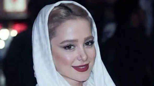 خلاقیت تحسین برانگیز الناز حبیبی برای سلفی گرفتن روبروی آینه های شیشه‌ای+عکس