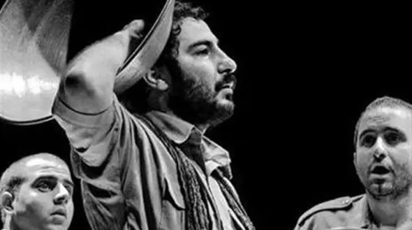 نوید محمدزاده با استانبولی در کنار بهترین بازیگر نقش مکمل مرد