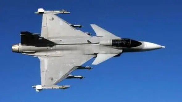 برگ برنده جنگنده سوئدی چیست؟ + عکس