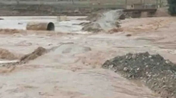 جسد دختر یک و نیم ساله پیدا شد / سیل او را با خود برده بود