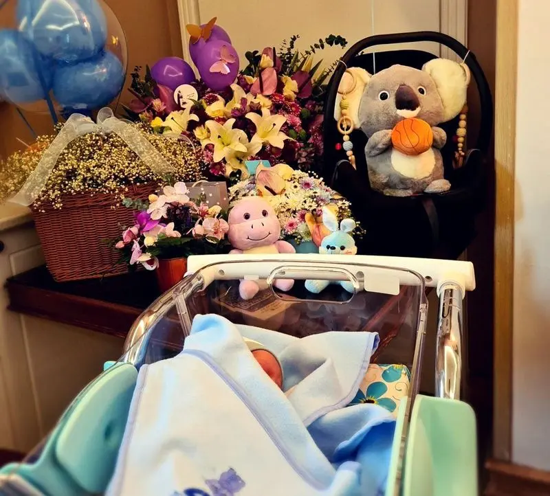 اتاق مژده خنجری