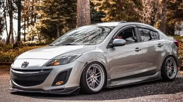 قیمت مزدا ۳ هم نجومی شد!