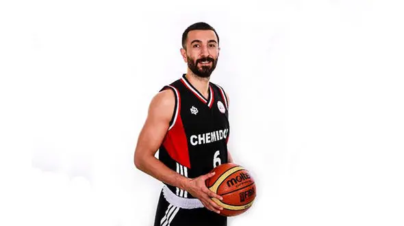 حسین‌زاده: نمی خواهم جای کسی را در تیم ملی اشغال کنم