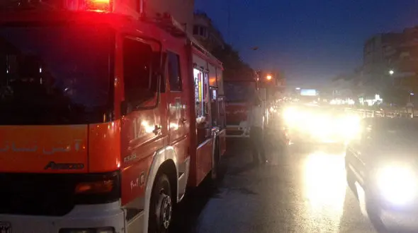 آتش سوزی در طبقه ششم سینما فردوسی + فیلم و عکس