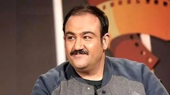 پیام محبت‌آمیز «مهران غفوریان» در روز مادر: مامان قشنگم سایه‌ات بالای سر من و نوه‌هایت! / از قاب کمدی تا قاب خانوادگی