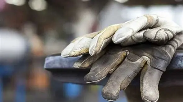 ترس از بیکاری علت سرکار رفتن کارگران ناقل کرونا