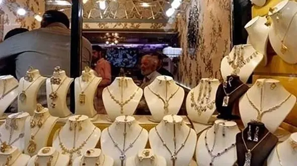 فیلم صحنه سرقت مسلحانه طلافروشی از پاساژ ولیعصر  / امروز رخ داد 