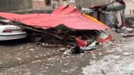 فیلم سقوط سقف خانه بر روی چند خودرو در رودهن 