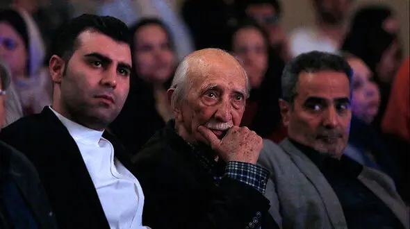 بازیگر سریال خانه سبز  94 ساله شد +عکس 