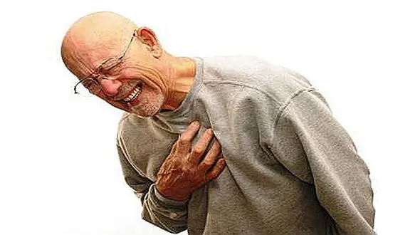 مردانی که صبحانه نمی خورند در معرض حمله قلبی 