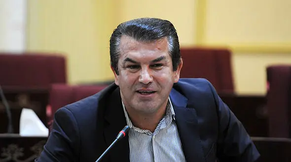  از مک درموت عذرخواهی کنید آقای استیلی! 