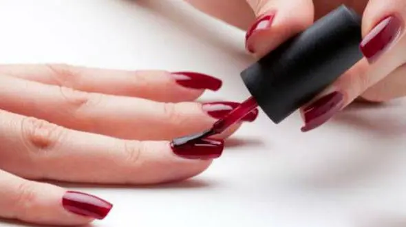 ترفندهای افزایش ماندگاری لاک روی ناخن!