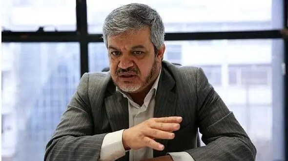 رحیمی از توضیحات وزیر دفاع درباره پخش فیلم دوتابعیتی‌ها در مجلس قانع شد