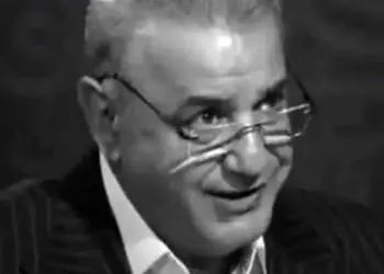 فیلم/ شعرخوانی دلنشین و شنیدنی استاد رشید کاکاوند از غزل مشترک ناصرالدین شاه قاجار و فروغی بسطامی/ کی رفتهای ز دل...