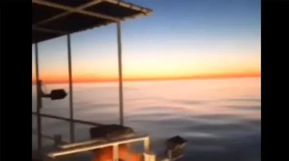 ببینید / لحظه رویایی و شگفت‌ انگیز از مشاهده هم‌ زمان شب و روز! + فیلم حیرت آور