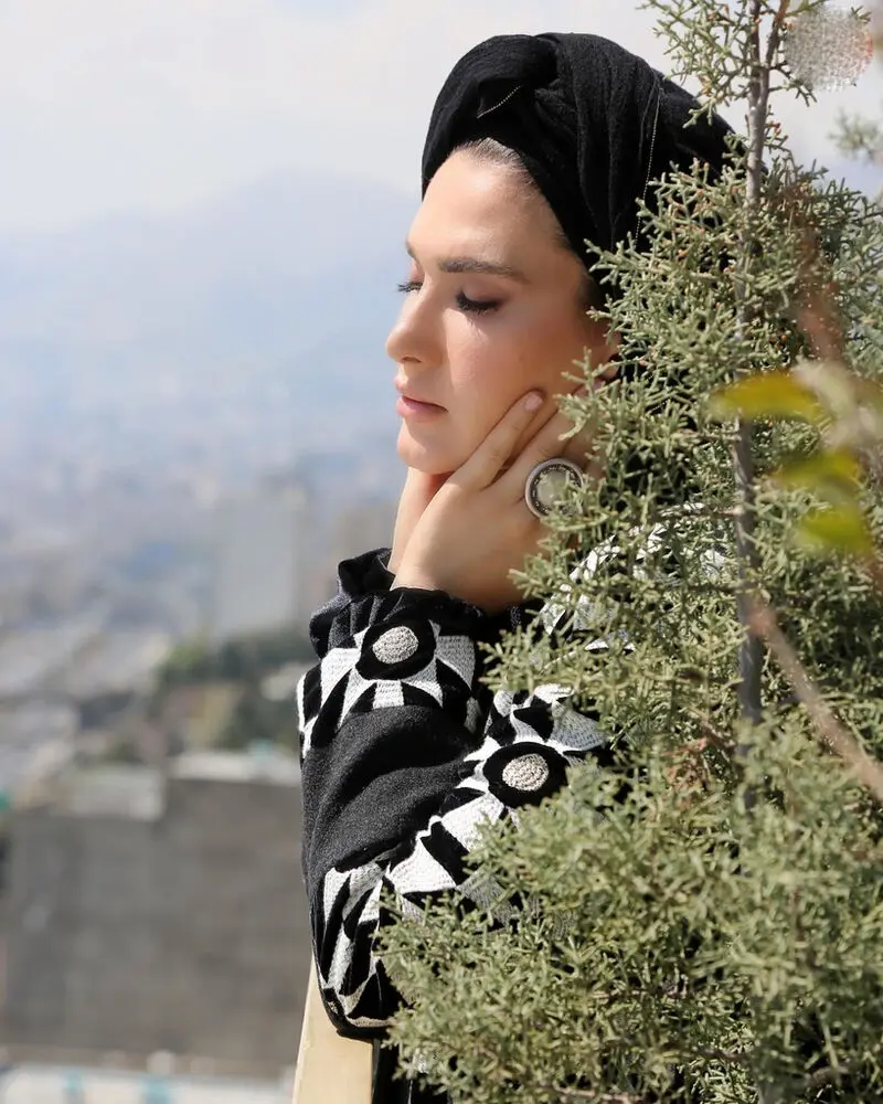 ساناز سعیدی