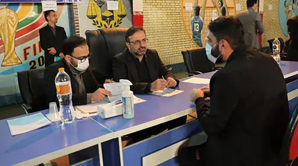بازدید رئیس کل دادگستری استان البرز از ندامتگاه مرکزی کرج و بررسی درخواست ۶۰ زندانی