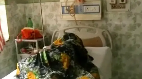 شوهری روی زن نافرمان اسید پاشید + تصاویر