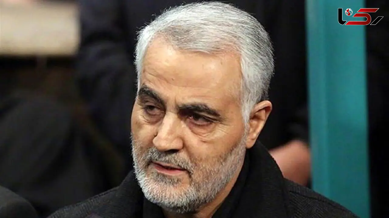 عکس حاج قاسم در غبارروبی از شاهچراغ (ع) 