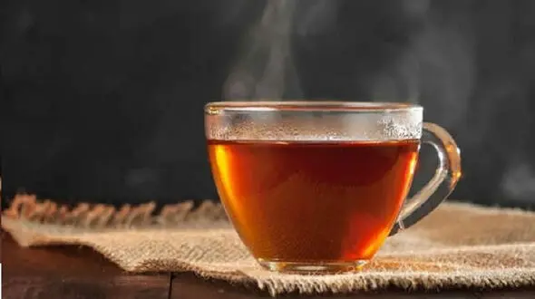 سلامت دهان و گلو در خطر: رابطه چای داغ و سرطان مری