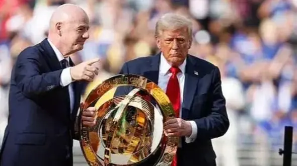 ترامپ مدعی شد: جام باشگاه‌های جهان کپی است! جام اصلی دست من است!