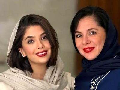 فیلم واکنش بی ادبانه نفس بازغی به یک انتقاد واقعی .../ پدرت 30 سال جلو انداختت.../ فقط زبون درازی نفس رو  ....ببینید 
