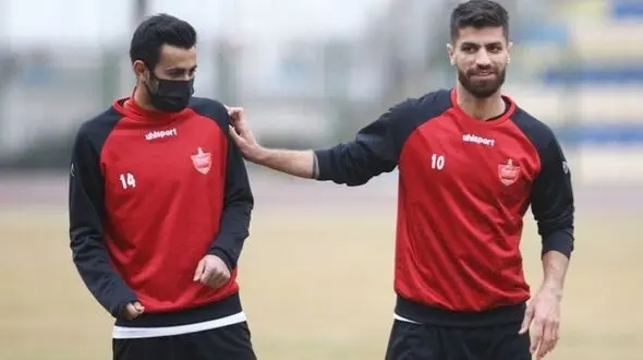 هافبک کلیدی برای ماندن به توافق رسید