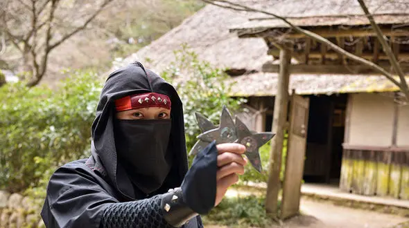 حقایقی عجیب از نینجاهایی که در روستاها زندگی می‌کنند! + عکس