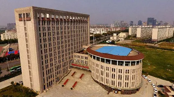 دانشگاهی شبیه به توالت !+عکس 