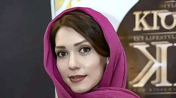 فیلم شنای شهرزاد کمال زاده در دبی ! / خانم بازیگر فوق لاکچری را ببینید !