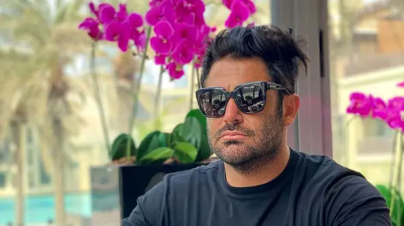 عکس عجیب از  گلزار در باشگاه بدنسازی فرشته! /  رفاقت ۲۲ ساله !