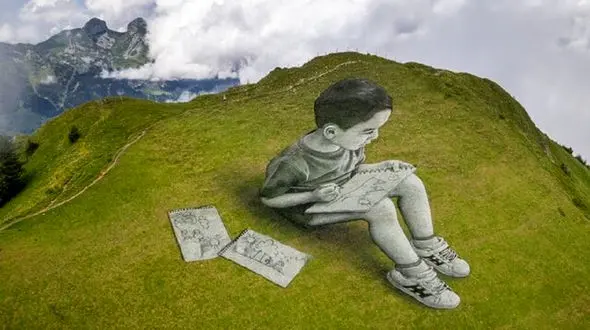 ببینید / نقاشی های خارق العاده برروی دامنه کوه + فیلم 