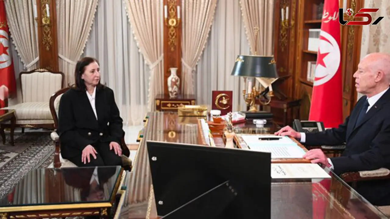 نخست وزیر تونس برکنار شد