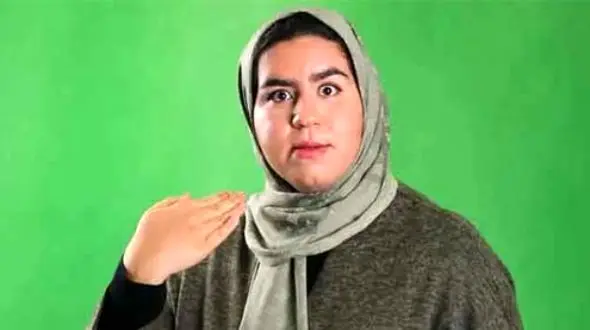 عکس/ رونمایی از پدر و مادر واقعی صهبا شرافتی، روناک سریال نون خ/ چقدرم شبیه باباشه!